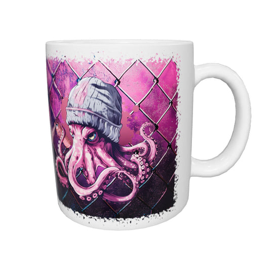 Weiße Keramiktasse Octopus mit pink-violettem Oktopus in Strickmütze und geschwungenen Tentakeln – Produktansicht
