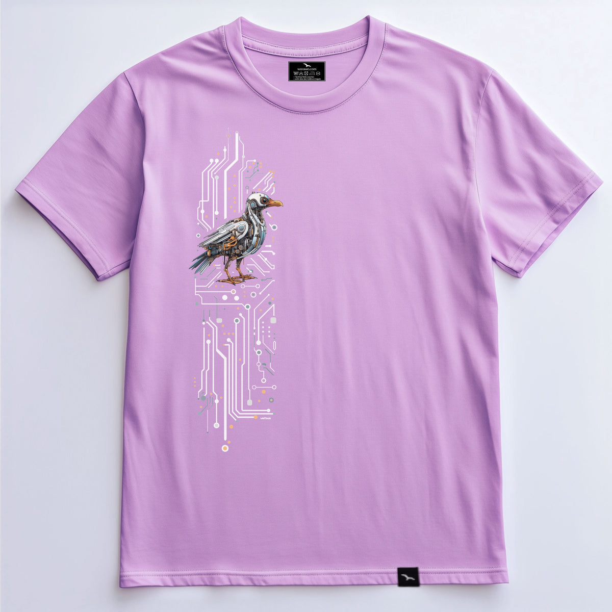 T-Shirt Cyberpunk-Seagull in Lavender, mechanische Möwe mit Leiterbahnen, Produktansicht