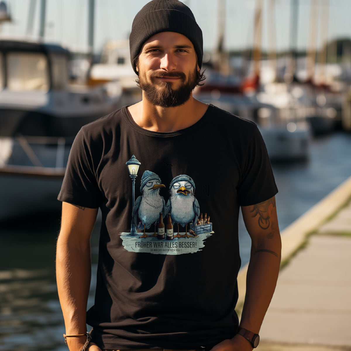 T-Shirt Drunk Gulls in Schwarz, zwei Möwen mit Bierflaschen und Bierkasten-Spruch, am Model