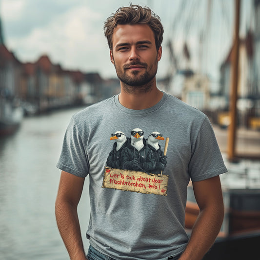 T-Shirt Gull-Gang in Grau meliert, drei Möwen mit Sonnenbrillen und Fischbrötchen-Spruch, am Model