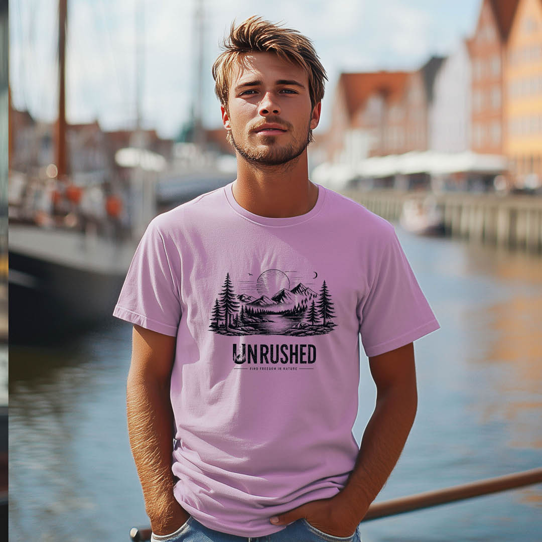 T-Shirt "UNRUSHED" black