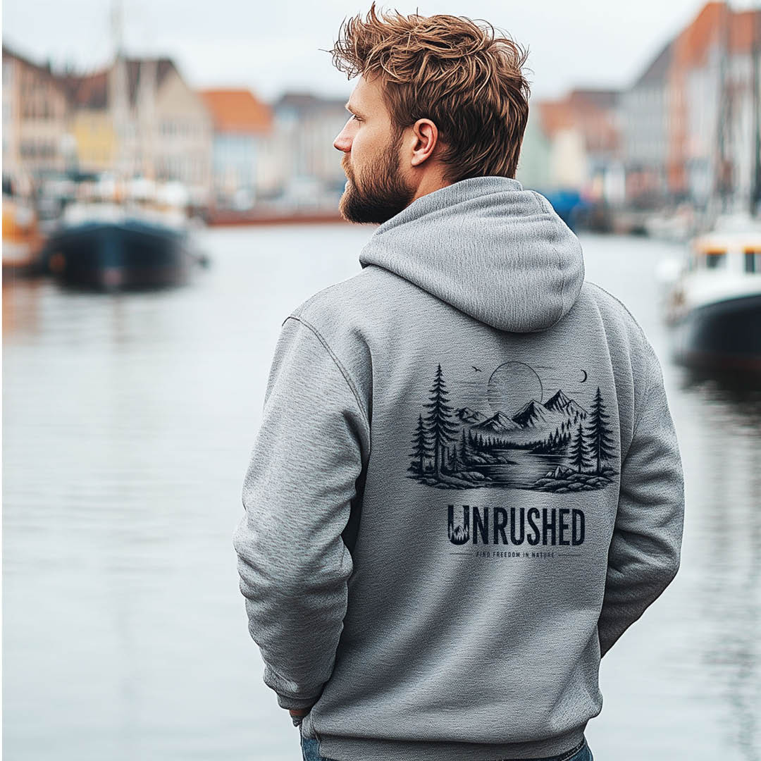 Hoodie "UNRUSHED" black